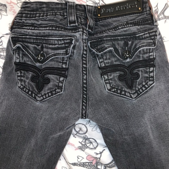 Faded Black Women’s Rock Revival Jeans - Picture 2 of 3
